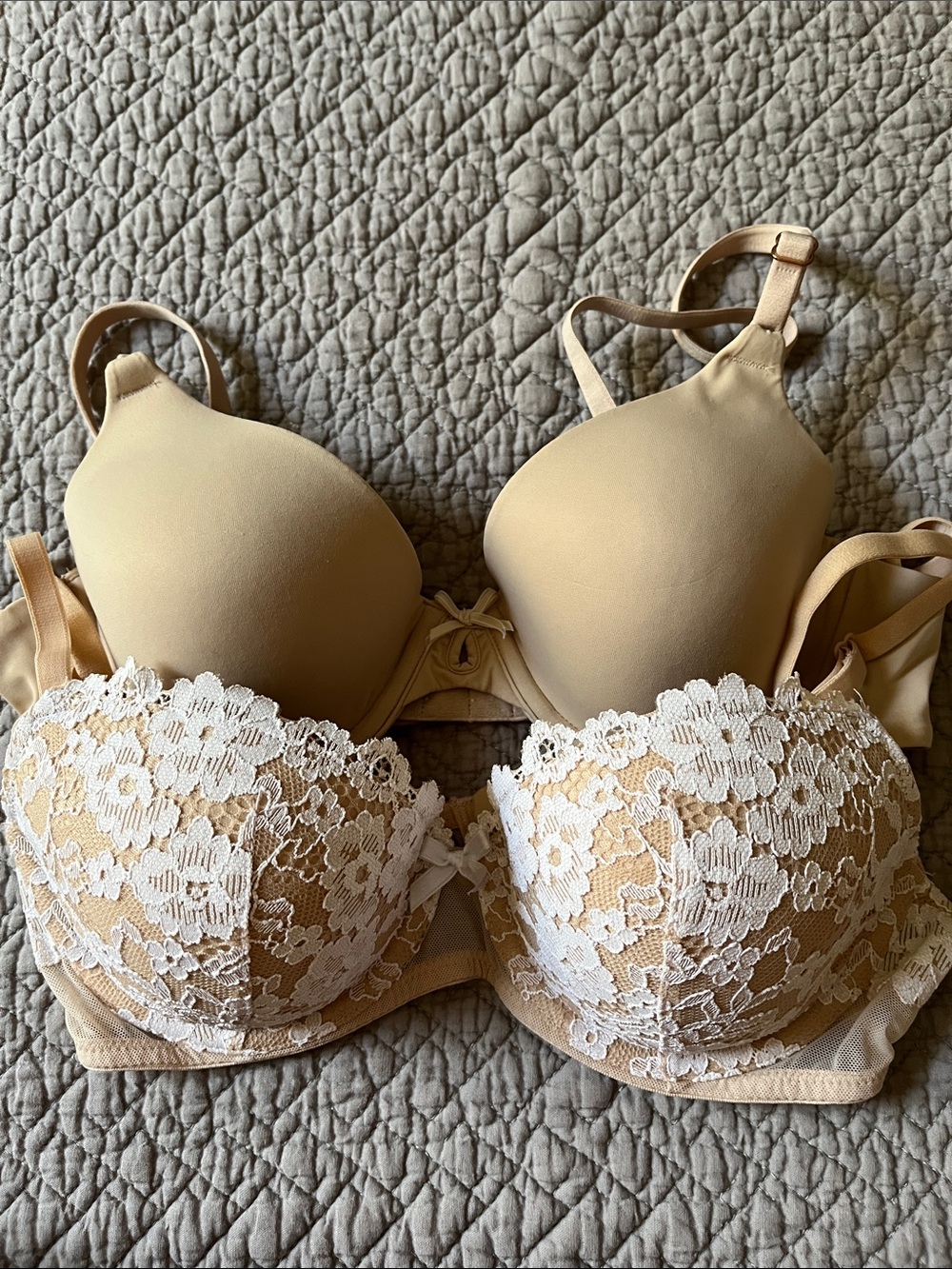 Beige underwire 34B bras